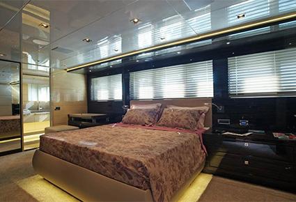 الأناقة العصرية على متن يخت M Superyacht